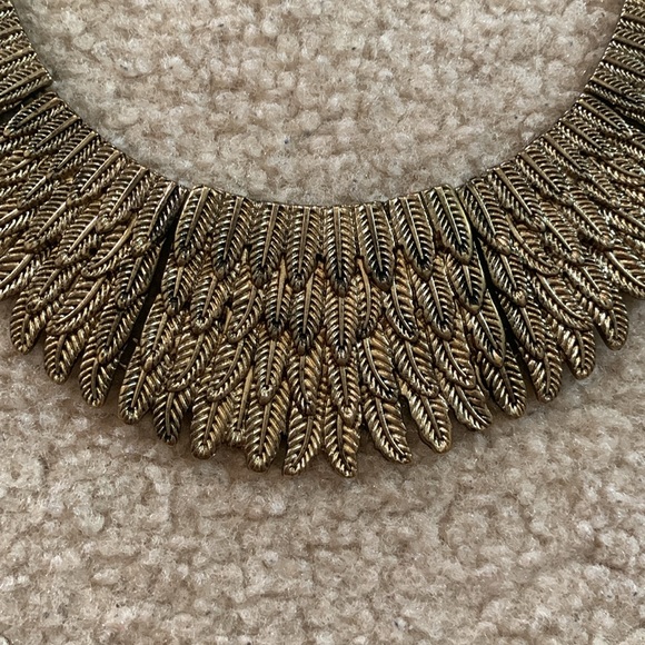 Pixley Feather Necklace - Picture 2 of 2